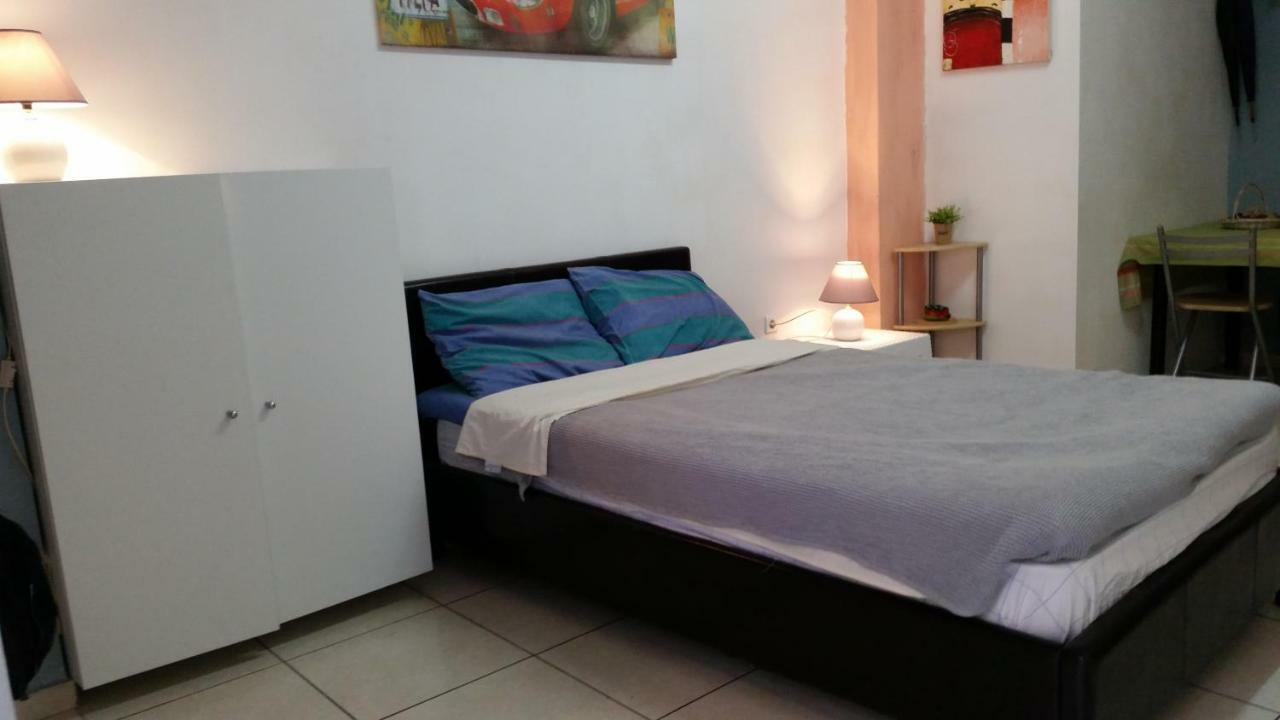 דירות אתונה Studio Near Acropolis מראה חיצוני תמונה